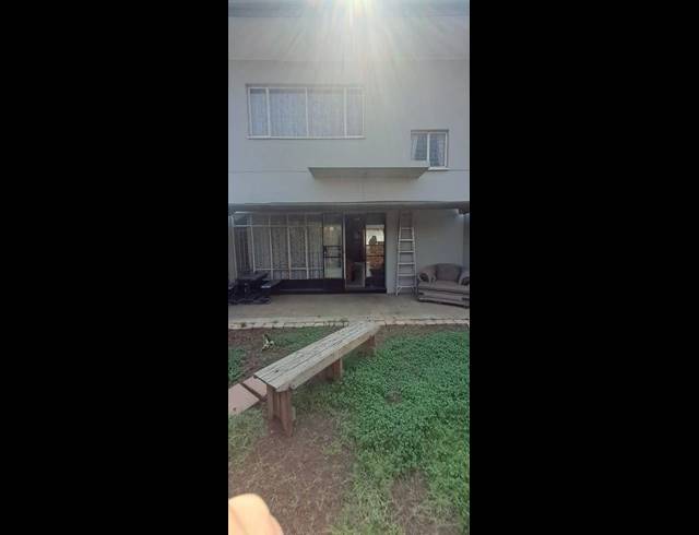 2 BEDROOM TOWNHOUSE FOR SALE IN WITFIELD